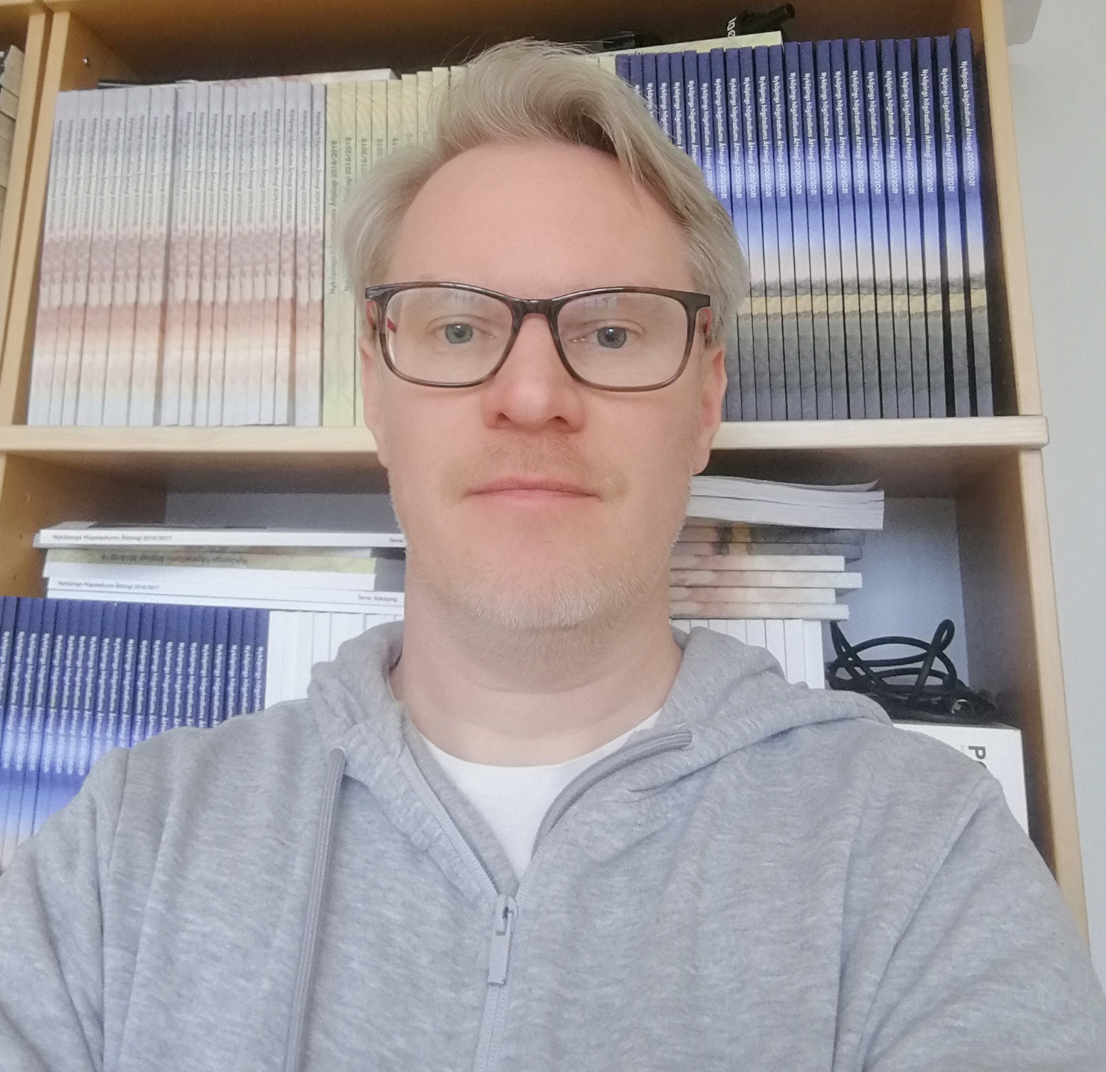 Jörhen Leidebrant, utbildad förlagsredaktör JW förlag