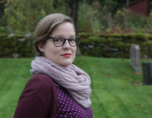 Elin Edberg är aktuell med titeln Kamera Obskyra, utgivning av JW förlag hösten 2023